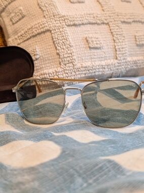 TOM FORD EDWARD TF377 Sunglasses in color 14N